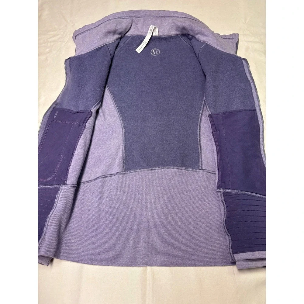 Lululemon Athletica Grey Zip Up Jacket Funnel Neck‎ Ribbed Cuffs Size 6